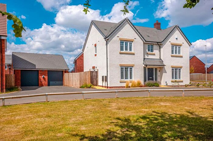 5 Bedroom Detached House For Sale In Sorrel Green, Warwick – A Well Positioned Five Bedroom Home Overlooking The Green, CV34