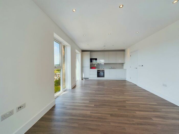 1 Bedroom Flat To Rent In Aerodrome Road, Colindale, &# Bedroom Modern, NW9