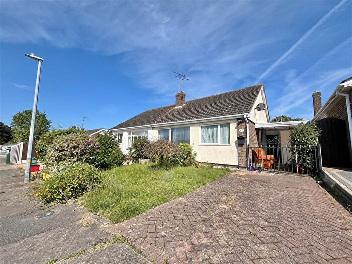 2 Bedroom Semi Detached Bungalow For Sale In Cypress Close, Great Clacton, Essex, CO15