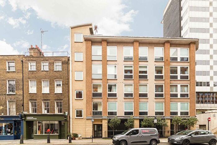 2 Bedroom Flat To Rent In Lambs Conduit Street, Bloomsbury, WC1N