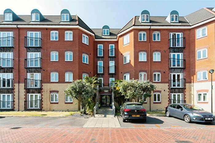 2 Bedroom Apartment For Sale In Quebec Quay, Liverpool, Merseyside, L3