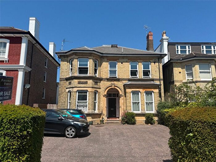 1 Bedroom Flat For Sale In Queens Road, Tunbridge Wells, Kent, TN4