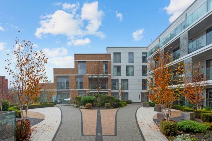 2 Bedroom Flat To Rent In Acton Walk London, N20