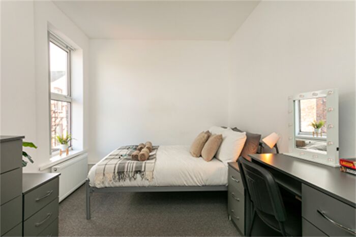 6 Bedroom Terraced House To Rent In North Sherwood Street, NG1