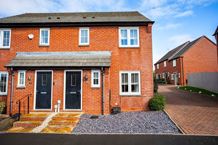3 Bedroom Semi Detached House For Sale In Burrow Drive, Rothley, Leicestershire, LE7