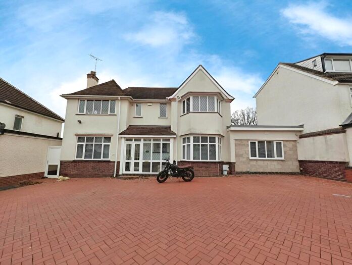 Studio To Rent In Etwall Road, Hall Green, Birmingham, B28