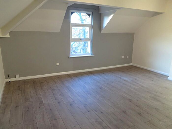 1 Bedroom Flat To Rent In Mauldeth Road, Withington, Manchester, M20