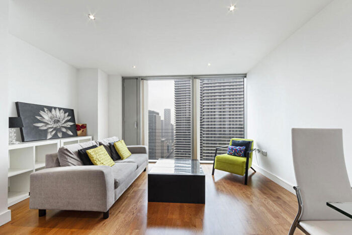 1 Bedroom Flat To Rent In Landmark East Tower, Canary Wharf, E14