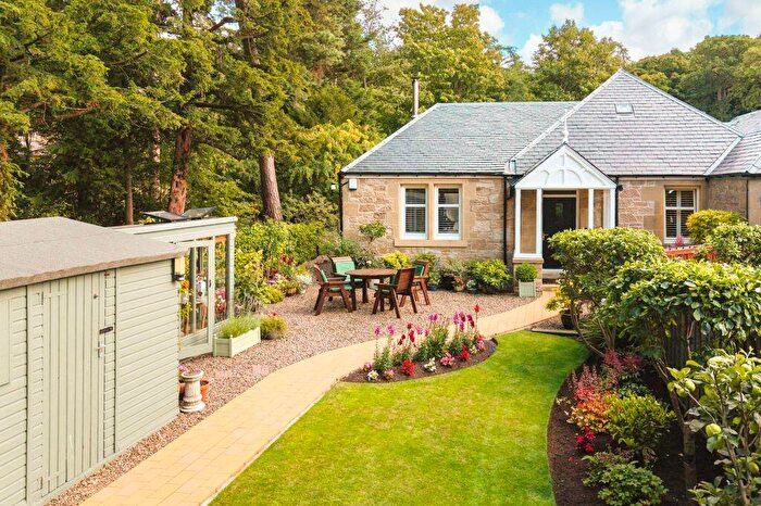 3 Bedroom Cottage For Sale In Woodside Cottage, Carberry, East Lothian, EH21