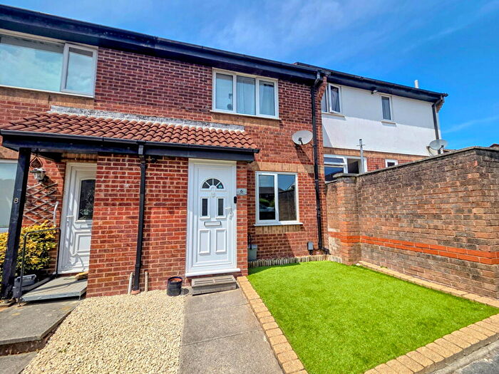 2 Bedroom Terraced House For Sale In Elder Close, Plymouth, PL7