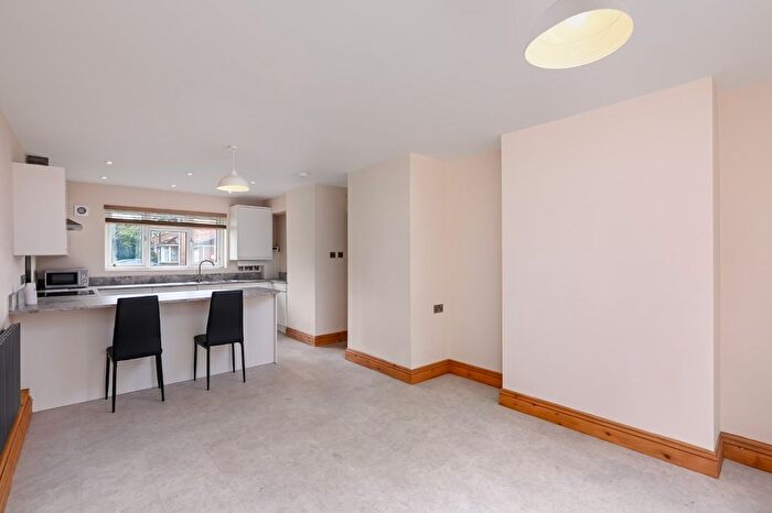 1 Bedroom Flat To Rent In Radford House, Windsor Garth, Acomb, York, YO24