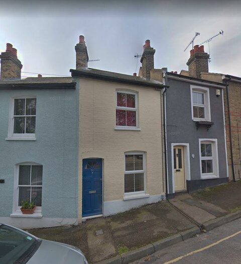 2 Bedroom Terraced House To Rent In South Hill Road, Gravesend, Kent, DA12