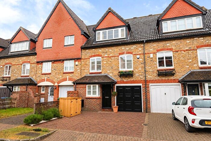 4 Bedroom Terraced House For Sale In Virginia Place, Cobham, Surrey, KT11