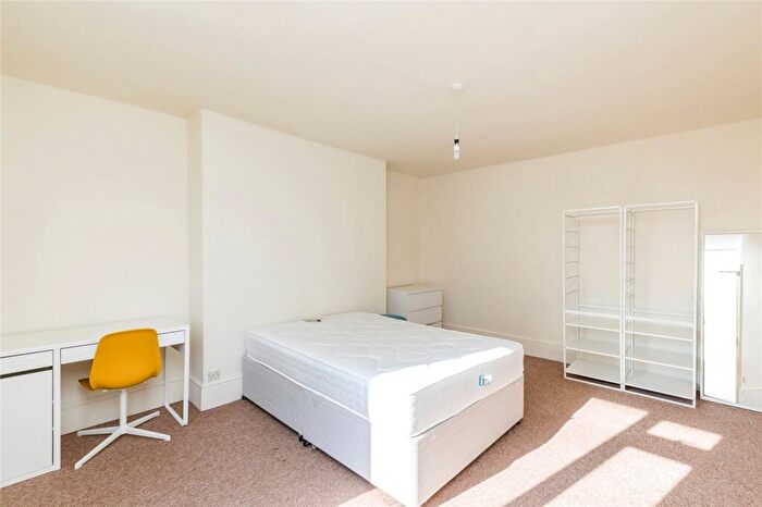 1 Bedroom House Of Multiple Occupation To Rent In Montpelier Place, Brighton, BN1
