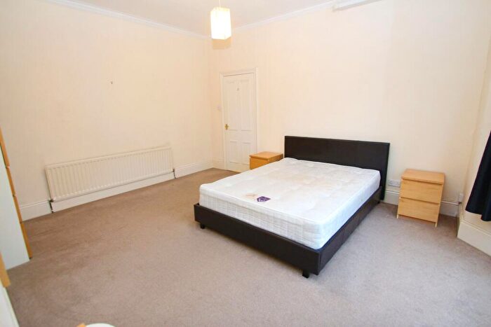 2 Bedroom Apartment To Rent In Ashleigh Grove, Jesmond, NE2