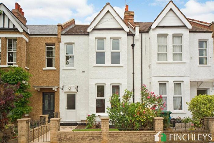 4 Bedroom Terraced House To Rent In Lichfield Grove, Finchley, N3