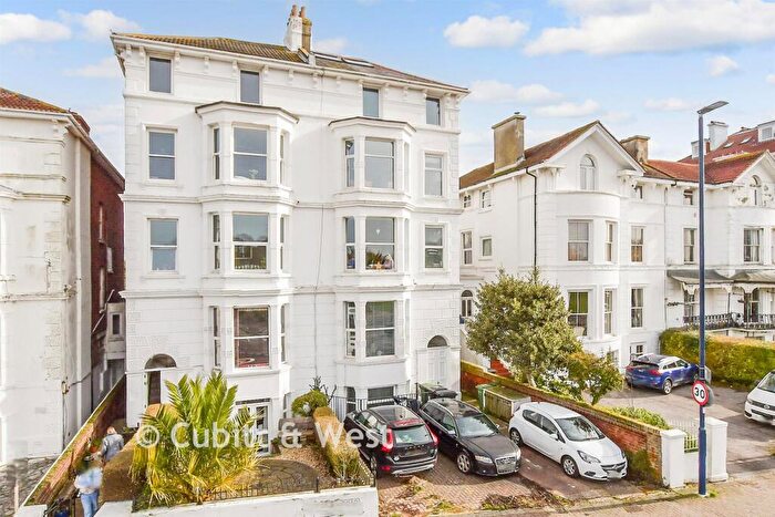 2 Bedroom Apartment For Sale In Lennox Road South, Southsea, Hampshire, PO5