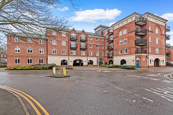 2 Bedroom Flat For Sale In Apartment, St. Peter's Court, S. Peter's Street, Worcester., WR1