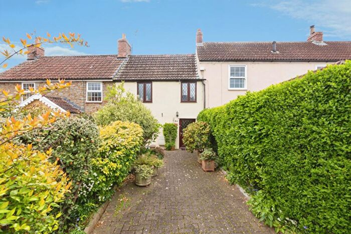 2 Bedroom Character Property For Sale In West Street, Oldland Common, Bristol, BS30