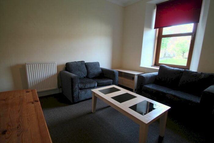 2 Bedroom Flat To Rent In Milnbank Road, Dundee, DD1
