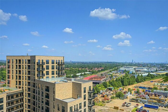 2 Bedroom Flat To Rent In Uncle Southall, Merrick Road, Southall, UB2