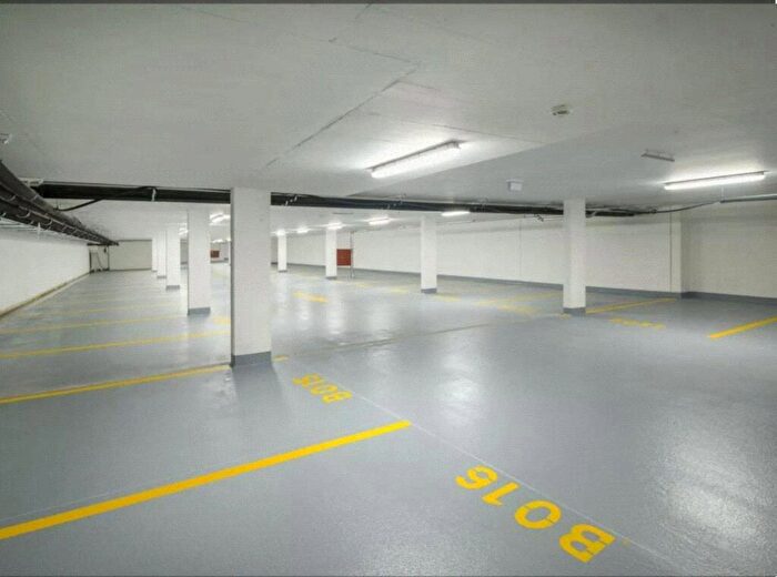 Garage / Parking To Rent In London City Island Parking, Kent Building, London, E14