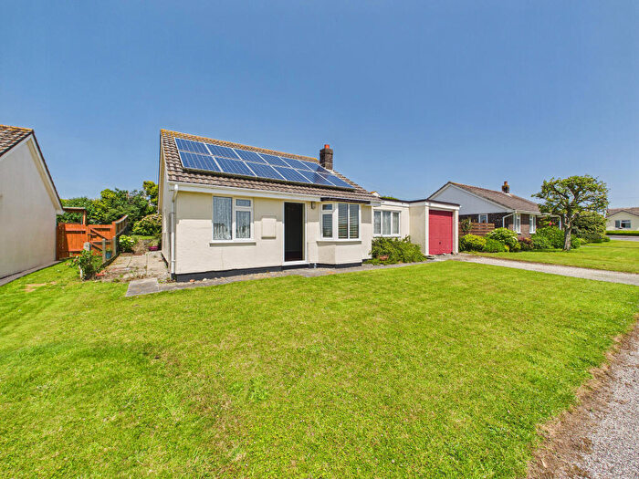 2 Bedroom Detached Bungalow For Sale In Summer Lane Park, Pelynt, Looe, Cornwall, PL13