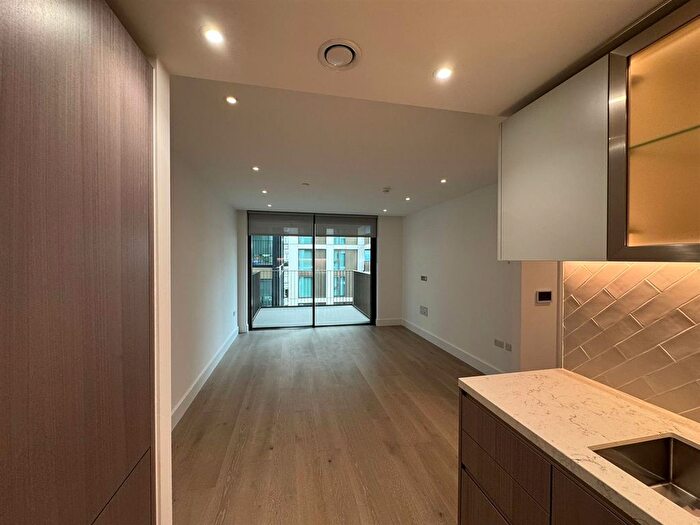 1 Bedroom Flat To Rent In Palmer Road, London, SW11