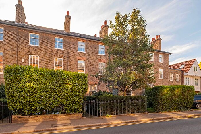 5 Bedroom Terraced House For Sale In Ridgway, London, SW19