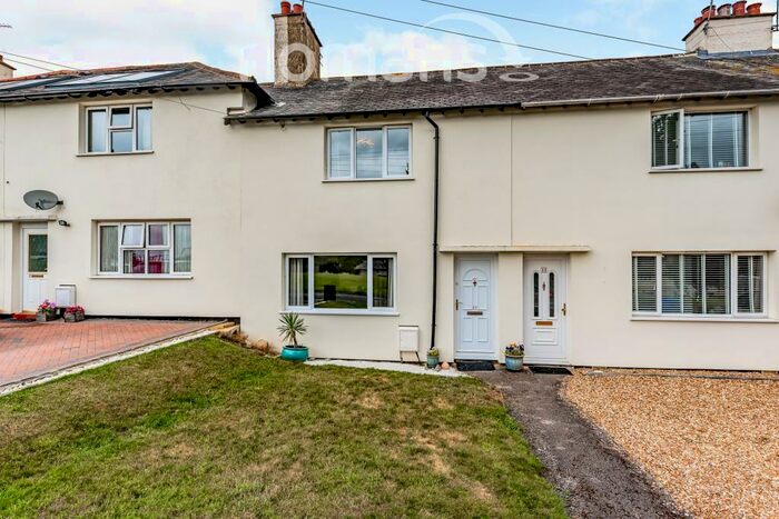 2 Bedroom Terraced House To Rent In Goodden Crescent, Farnborough, GU14