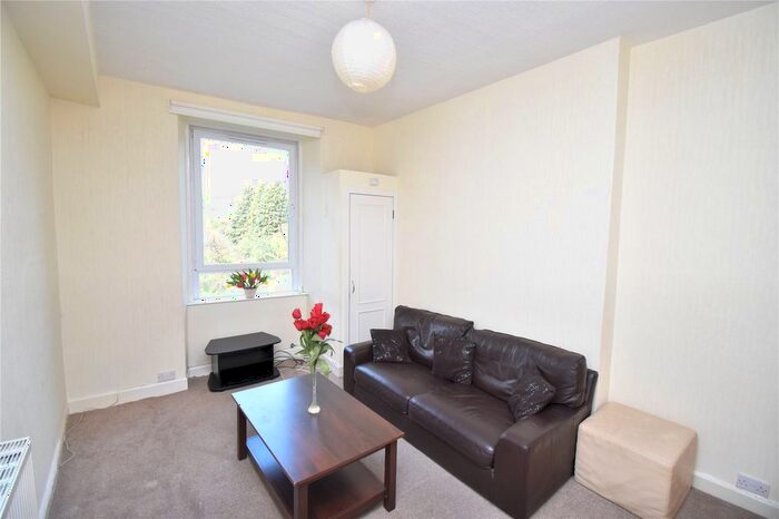 1 Bedroom Flat To Rent In Caledonian Crescent, Dalry, Edinburgh, EH11