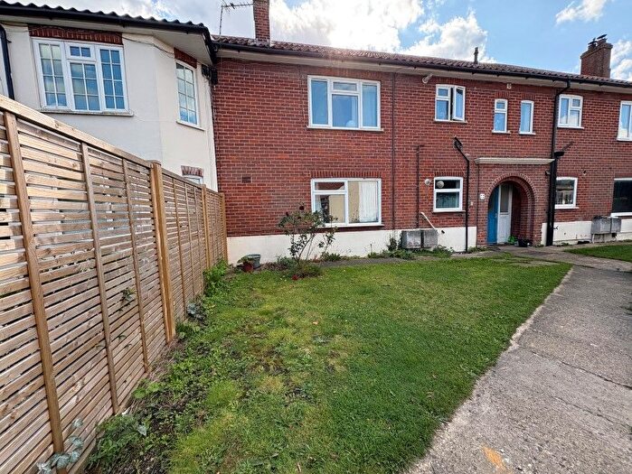1 Bedroom Flat For Sale In Josephine Close, Norwich, Norfolk, NR1