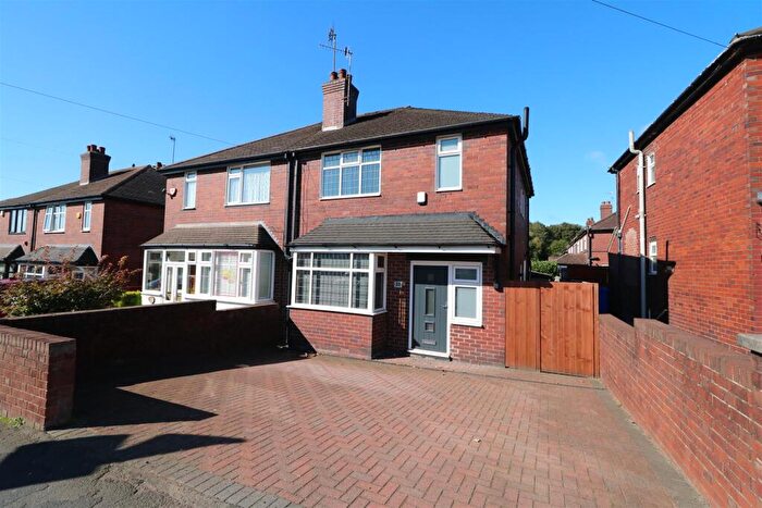 3 Bedroom Semi Detached House For Sale In Hanley Road, Stoke-On-Trent, ST1