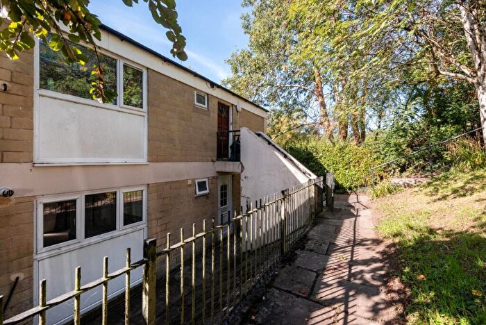 1 Bedroom Flat To Rent In Uphill Drive, Bath, BA1