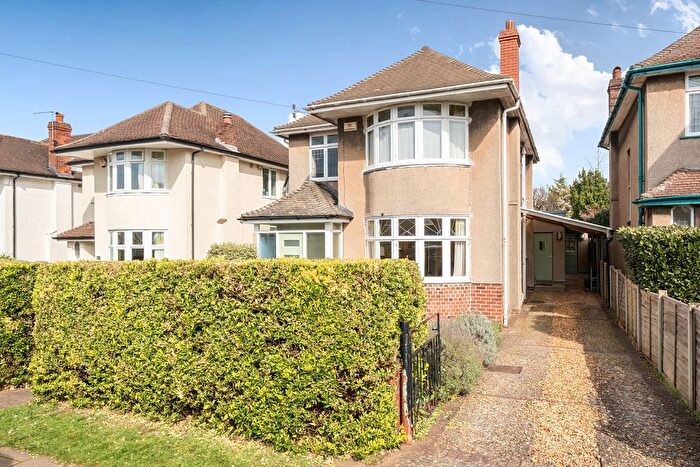 4 Bedroom Detached House For Sale In Great Brockeridge, Westbury-On-Trym, Bristol, BS9
