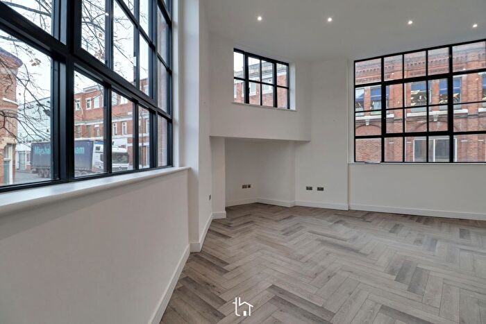 1 Bedroom Flat To Rent In Canal Street, Wigston, LE18