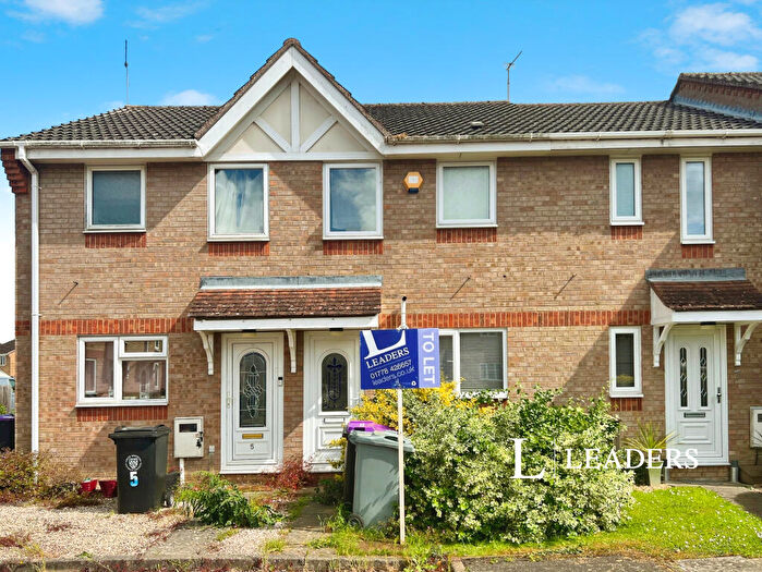 2 Bedroom Terraced House To Rent In Primroses, Marrket Deeping, PE6