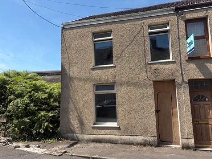 3 Bedroom End Of Terrace House For Sale In Cecil Street, Neath, Neath Port Talbot., SA11
