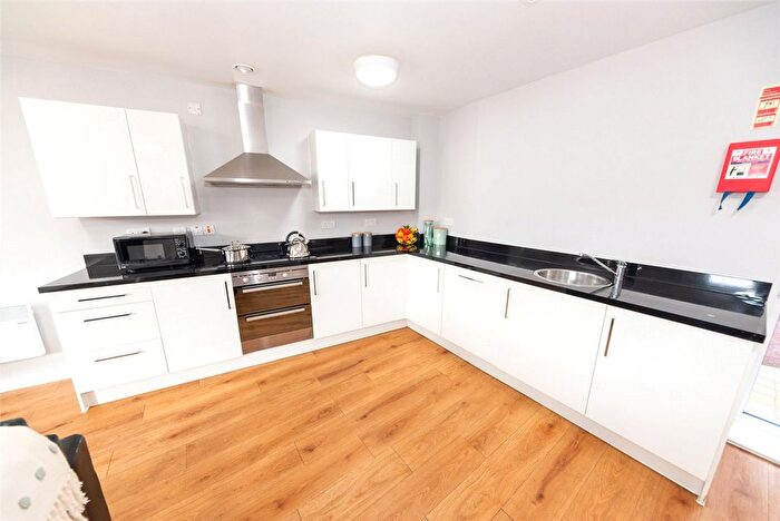 Studio To Rent In Seymour St, Liverpool, L3