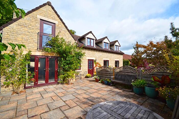 4 Bedroom Detached House For Sale In The Glen, Saltford, Bristol, BS31