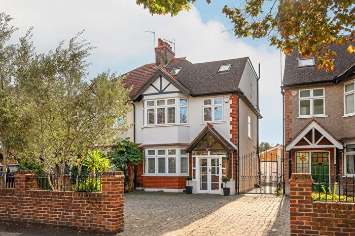 5 Bedroom Semi-Detached House For Sale In Dorset Road, London, SW19
