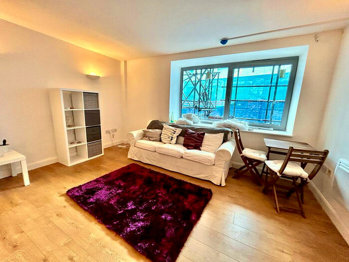 2 Bedroom Apartment To Rent In Cranbrook House, Nottingham, NG1