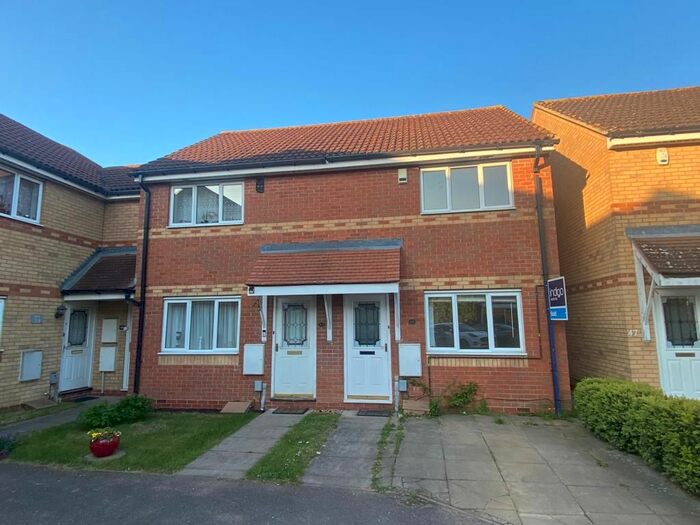 2 Bedroom Terraced House To Rent In Addington Way, Luton, LU4