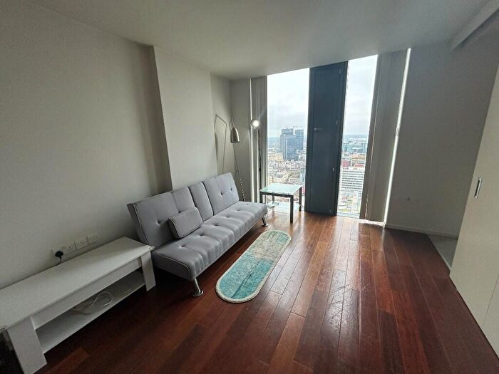 1 Bedroom Apartment To Rent In Holloway Circus Queensway, Birmingham, B1