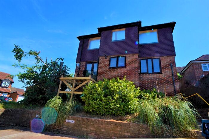 2 Bedroom Flat To Rent In Deneholm, Hunt Road, Northfleet, Gravesend, Kent, DA11