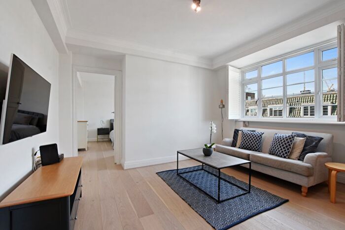 2 Bedroom Flat To Rent In Pembroke Road, Kensington, London, W8