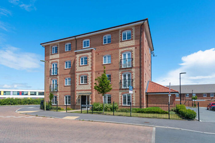 2 Bedroom Apartment For Sale In Diamond Drive, Didcot, OX11