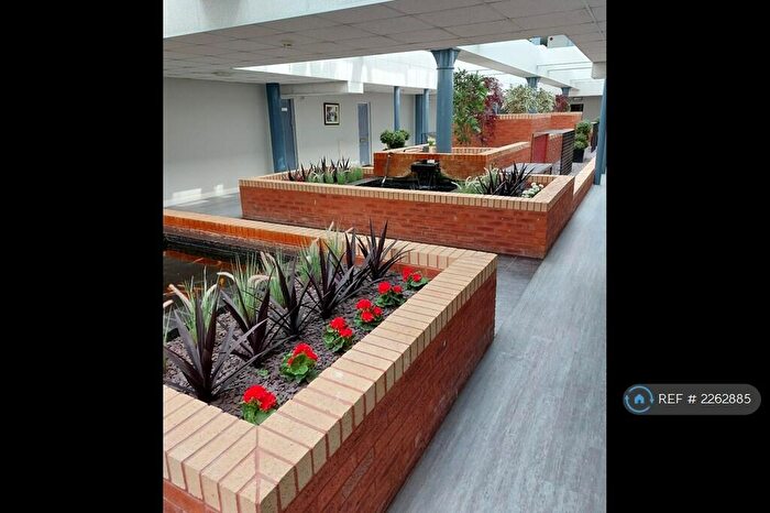 2 Bedroom Maisonette To Rent In Victoria Mansions, Preston, PR2