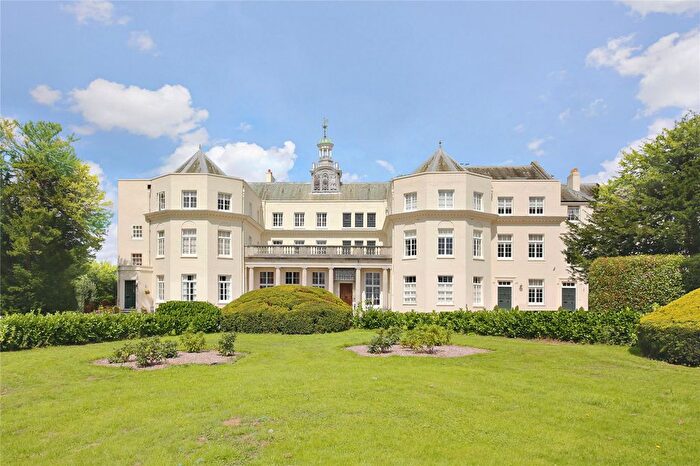 6 Bedroom Terraced House For Sale In Grace Avenue, Shenley, Radlett, Hertfordshire, WD7