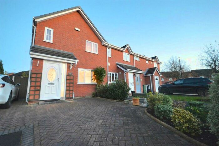 3 Bedroom Semi-Detached House To Rent In Sedburgh Close, Sale, M33